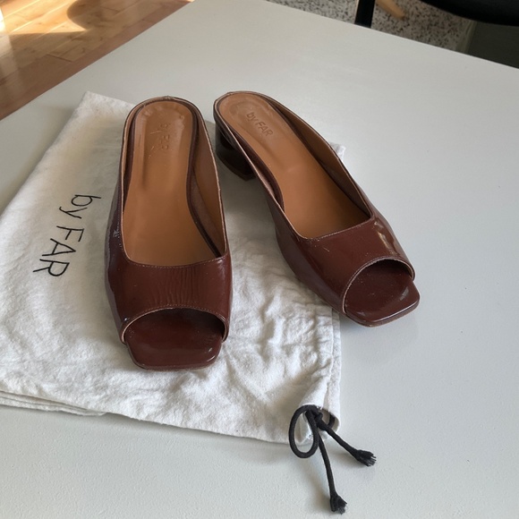 By Far patent leather mules, size Italian 40 - Picture 4 of 9
